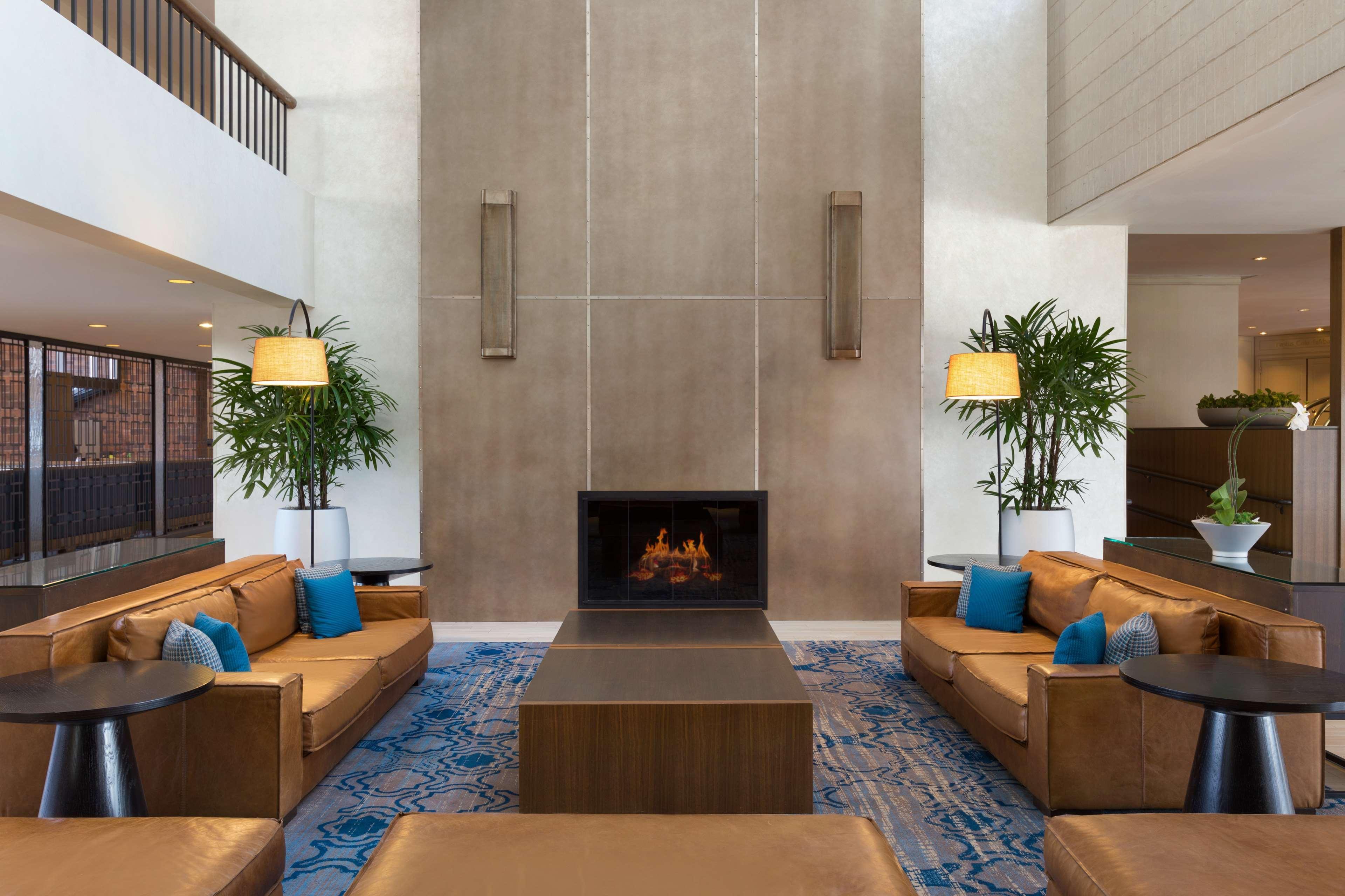 Hilton Boston Dedham Exterior foto