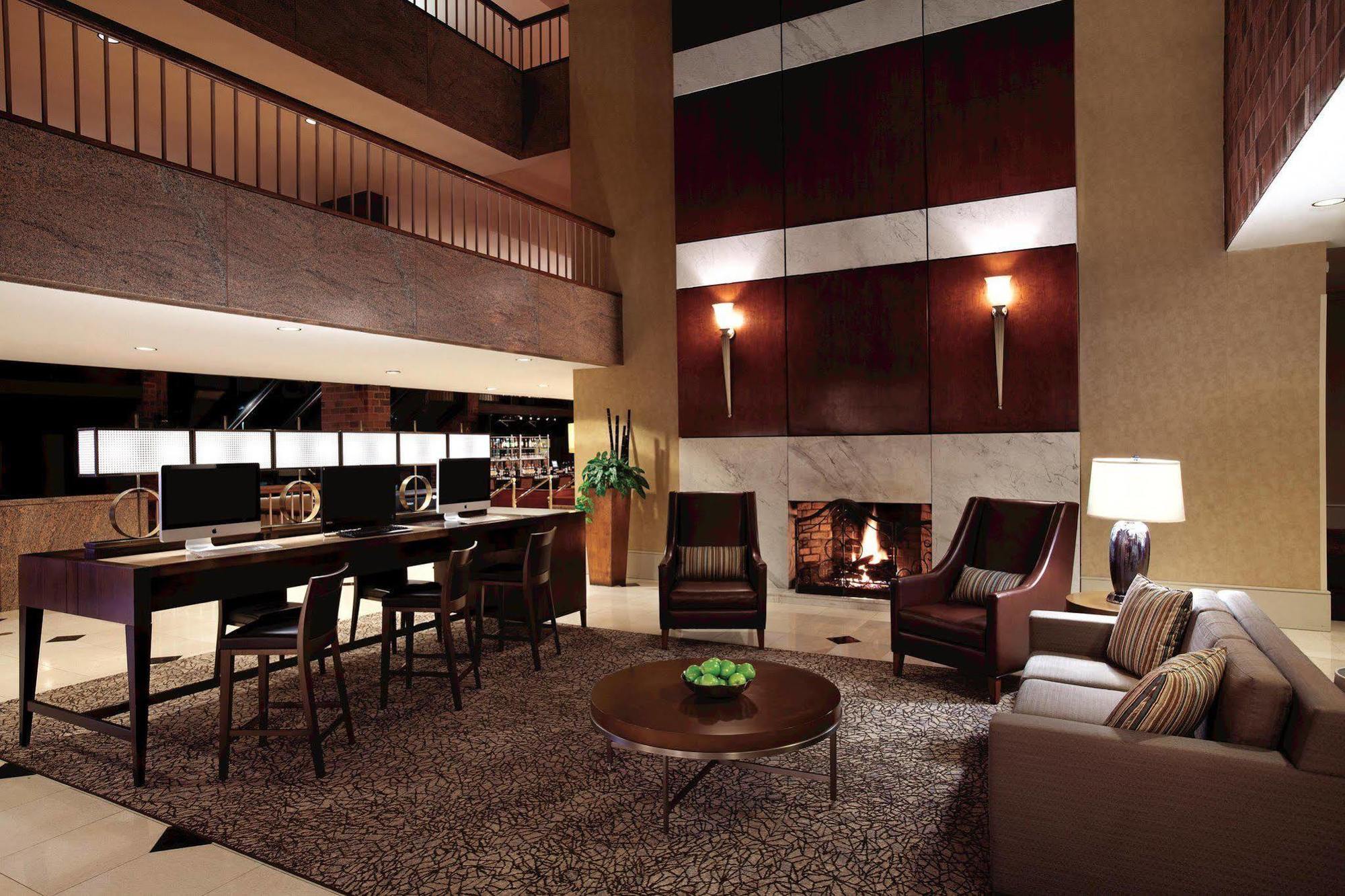 Hilton Boston Dedham Exterior foto