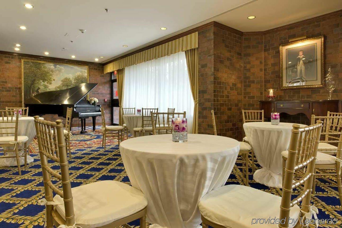 Hilton Boston Dedham Exterior foto